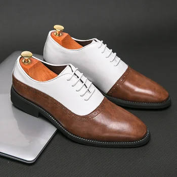 Модные Мужские Модельные туфли в Британском Стиле Белого и коричневого цвета с острым носком, Кожаные Мужские Туфли с перфорацией типа 